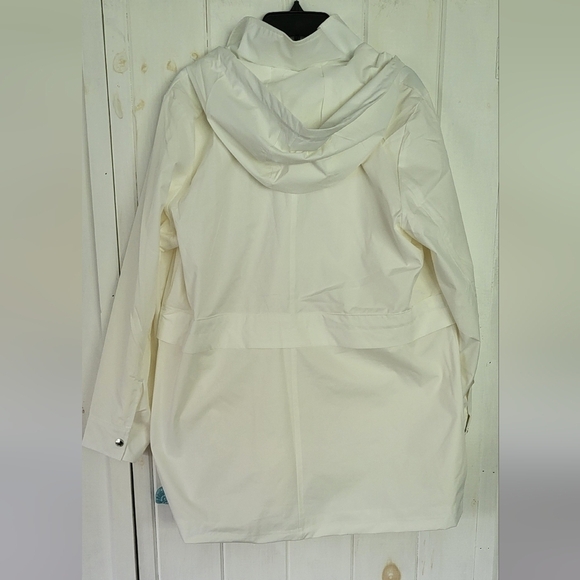 Vince Camuto Wind & Rain Resistant Longline Rain Jacket - Picture 4 of 15